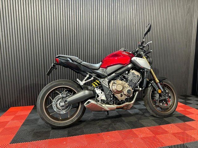 View our HONDA CB650R
