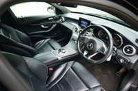 USED 2017 67 MERCEDES-BENZ C-CLASS 2.1 C220d AMG Line Estate 5dr Diesel G-Tronic+ Euro 6 (s/s) (170 ps) OBSIDIAN BLACK METALLIC PAINTWORK + REVERSE CAMERA + HEATED SEATS + NAV