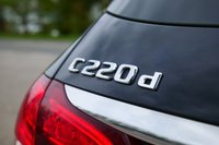 USED 2017 67 MERCEDES-BENZ C-CLASS 2.1 C220d AMG Line Estate 5dr Diesel G-Tronic+ Euro 6 (s/s) (170 ps) OBSIDIAN BLACK METALLIC PAINTWORK + REVERSE CAMERA + HEATED SEATS + NAV
