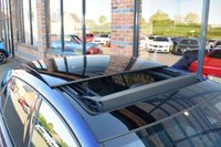 USED 2022 72 VOLKSWAGEN GOLF 1.5 eTSI MHEV R-Line Hatchback 5dr Petrol Hybrid DSG Euro 6 (s/s) (150 ps) PAN ROOF / REV CAM / 18" ALLOY