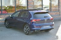 USED 2022 72 VOLKSWAGEN GOLF 1.5 eTSI MHEV R-Line Hatchback 5dr Petrol Hybrid DSG Euro 6 (s/s) (150 ps) PAN ROOF / REV CAM / 18" ALLOY