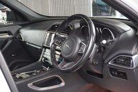 USED 2018 18 JAGUAR F-PACE 3.0 D300 V6 S SUV 5dr Diesel Auto AWD Euro 6 (s/s) (300 ps) 