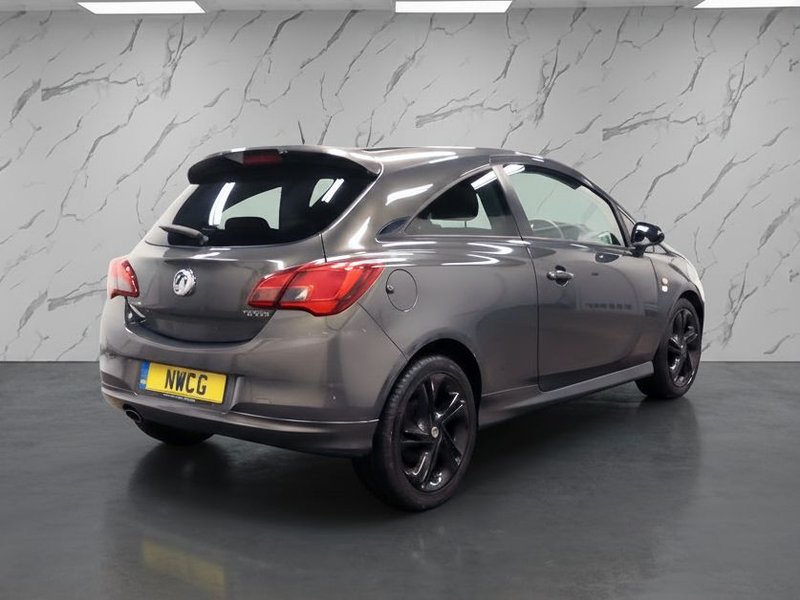 2015 Vauxhall Corsa in grey — photo 4 of 11