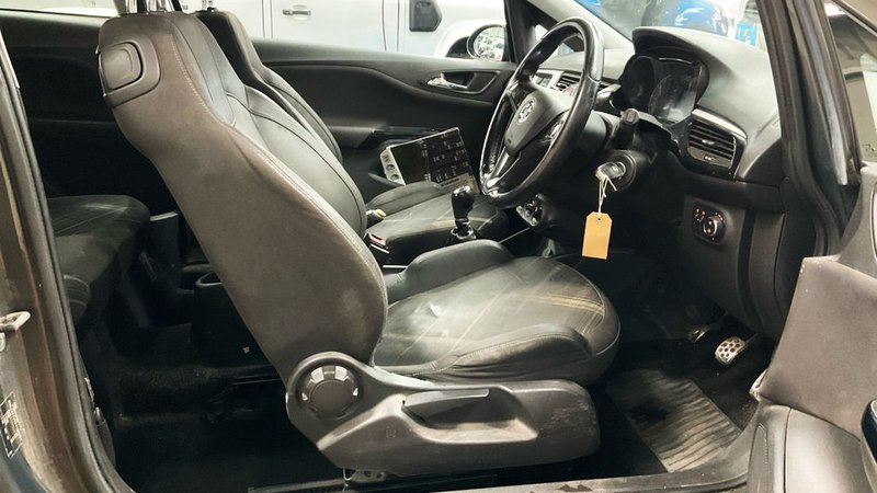 2015 Vauxhall Corsa in grey — photo 9 of 11
