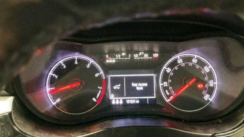 2015 Vauxhall Corsa in grey — photo 8 of 11