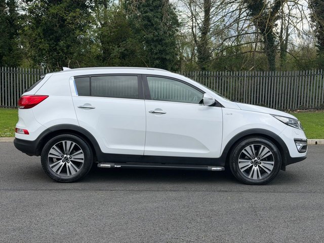 View our KIA SPORTAGE