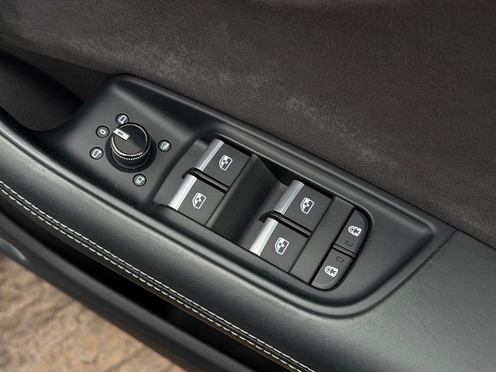 USED 2019 19 AUDI Q8 3.0 TDI V6 50 Vorsprung SUV 5dr Diesel Tiptronic quattro Euro 6 (s/s) (286 ps) 
