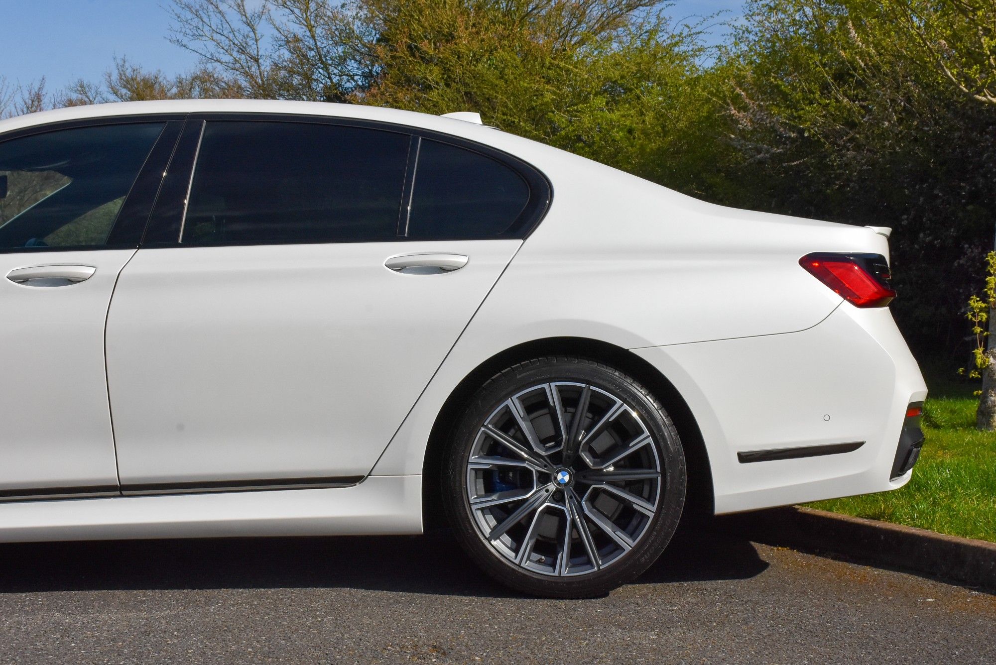 USED 2020 20 BMW 7 SERIES 3.0 740i M Sport Saloon 4dr Petrol Auto Euro 6 (s/s) (340 ps) 