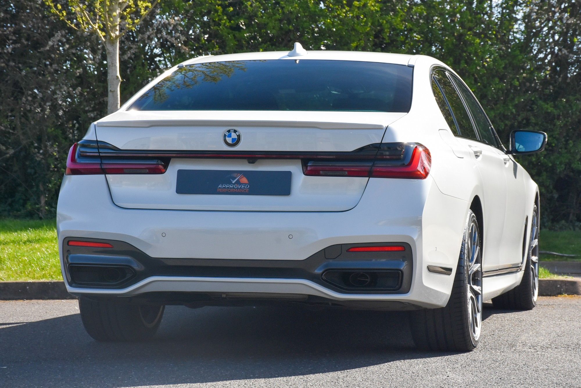 USED 2020 20 BMW 7 SERIES 3.0 740i M Sport Saloon 4dr Petrol Auto Euro 6 (s/s) (340 ps) 