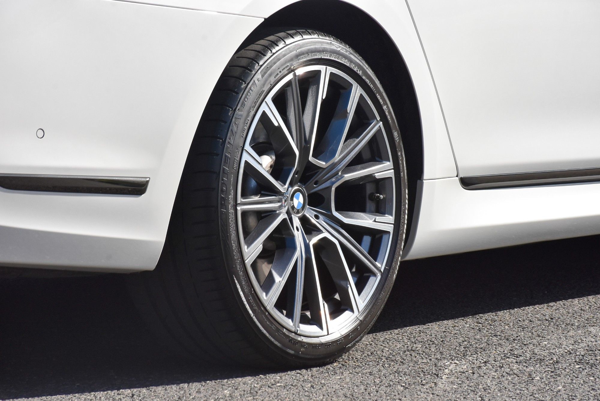 USED 2020 20 BMW 7 SERIES 3.0 740i M Sport Saloon 4dr Petrol Auto Euro 6 (s/s) (340 ps) 