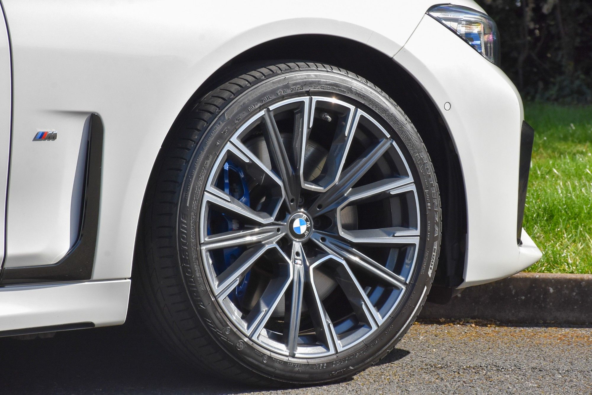 USED 2020 20 BMW 7 SERIES 3.0 740i M Sport Saloon 4dr Petrol Auto Euro 6 (s/s) (340 ps) 