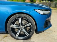 USED 2019 19 VOLVO S90 2.0h T8 Twin Engine 10.4kWh R-Design Pro Saloon 4dr Petrol Plug-in Hybrid Auto AWD Euro 6 (s/s) (390 ps) LEATHER+SAT NAV+CAMERA+ULEZ