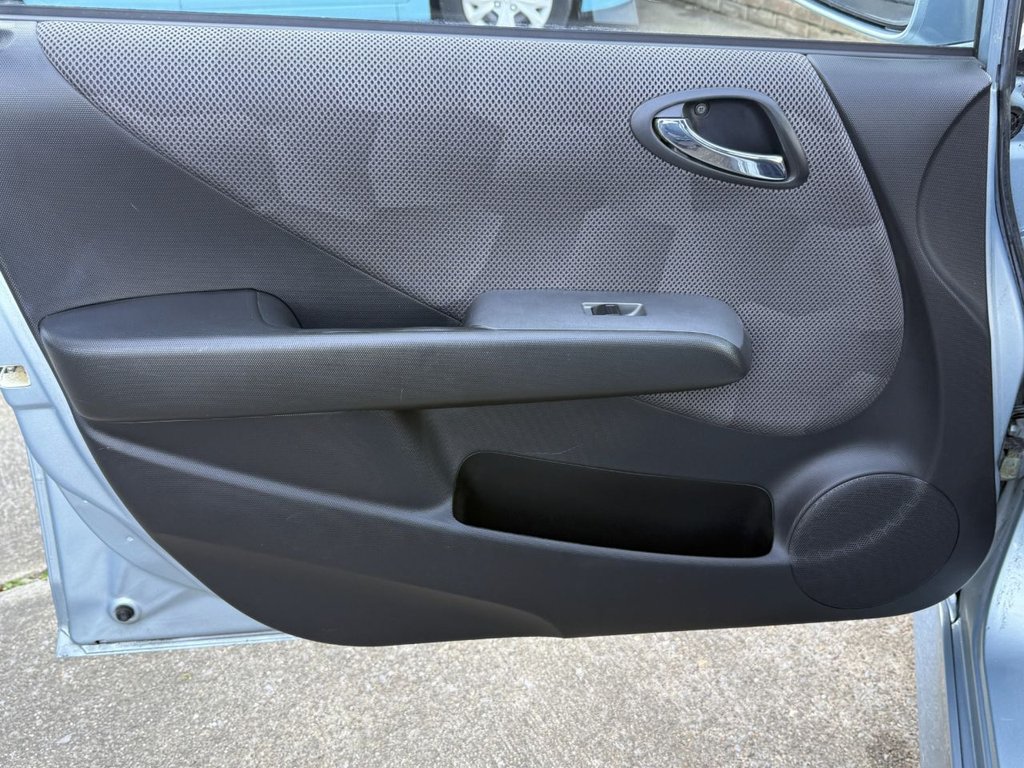 USED 2008 08 HONDA JAZZ 1.4 i-DSI Sport Hatchback 5dr Petrol CVT-7 (139 g/km, 82 bhp) AUTO+PARKING SENSORS+HISTORY