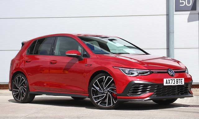 View our VOLKSWAGEN GOLF