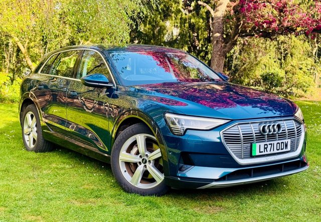 2021 AUDI QUATTRO 71.2KWH 11KW CHARGER 313 PS YEAR 2021 MILEAGE 103,000 MILES FUEL TYPE... photo