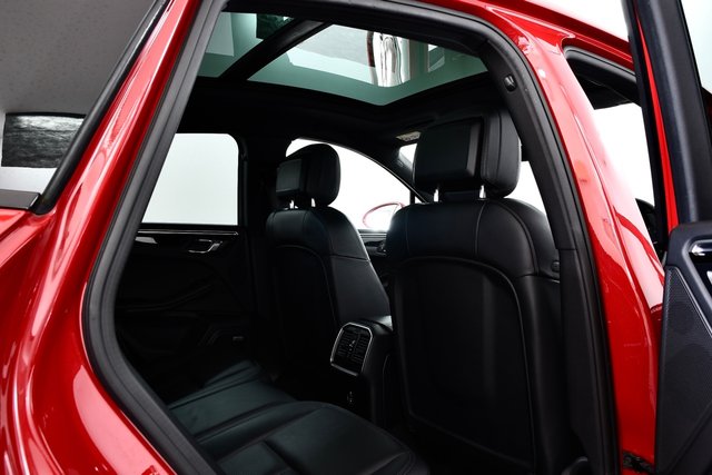 USED 2019 69 PORSCHE MACAN 3.0T V6 S SUV 5dr Petrol PDK 4WD Euro 6 (s/s) (354 ps) &pound;17k Extras | Air Sus/Pan/21"s
