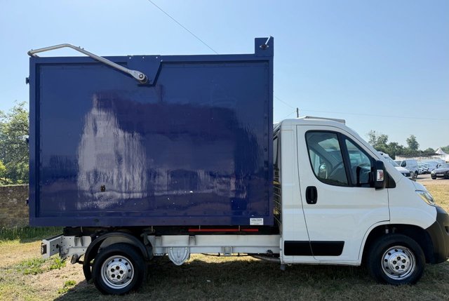 View our CITROEN RELAY