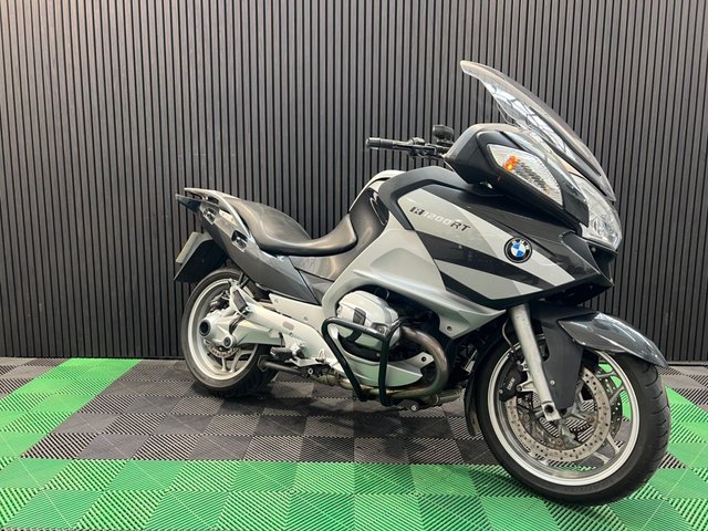View our BMW R 1200 RT