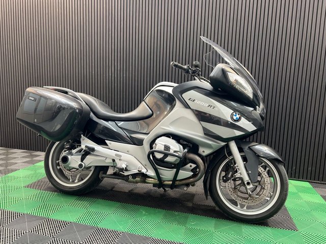 View our BMW R 1200 RT