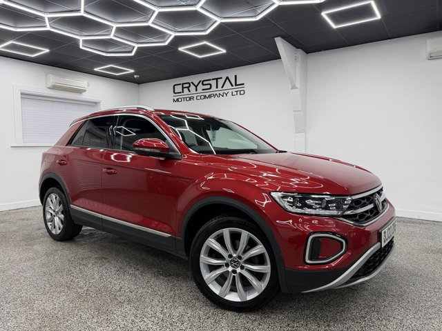 View our Volkswagen T-Roc 1.0 TSI Style SUV 5dr Petrol Manual Euro 6 (s/s) (110 ps)