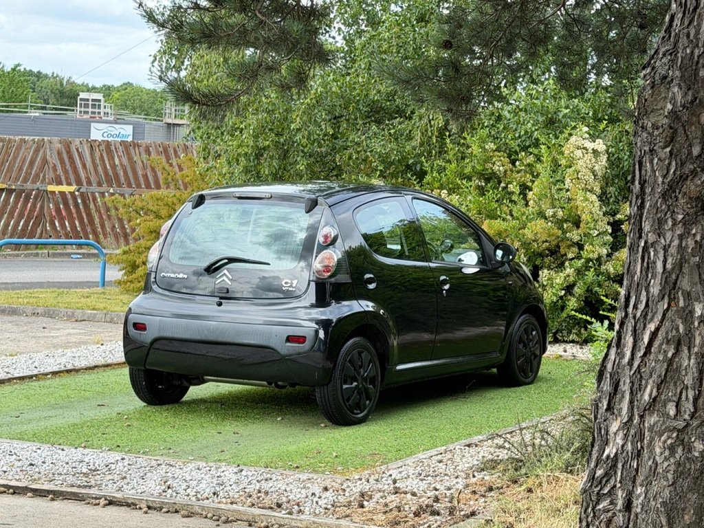 USED 2010 10 CITROEN C1 1.0i VTR+ Hatchback 5dr Petrol Manual Euro 4 (68 ps) WIDE SCREEN APPLE CAR PLAY ANDROID AUTO PLAY