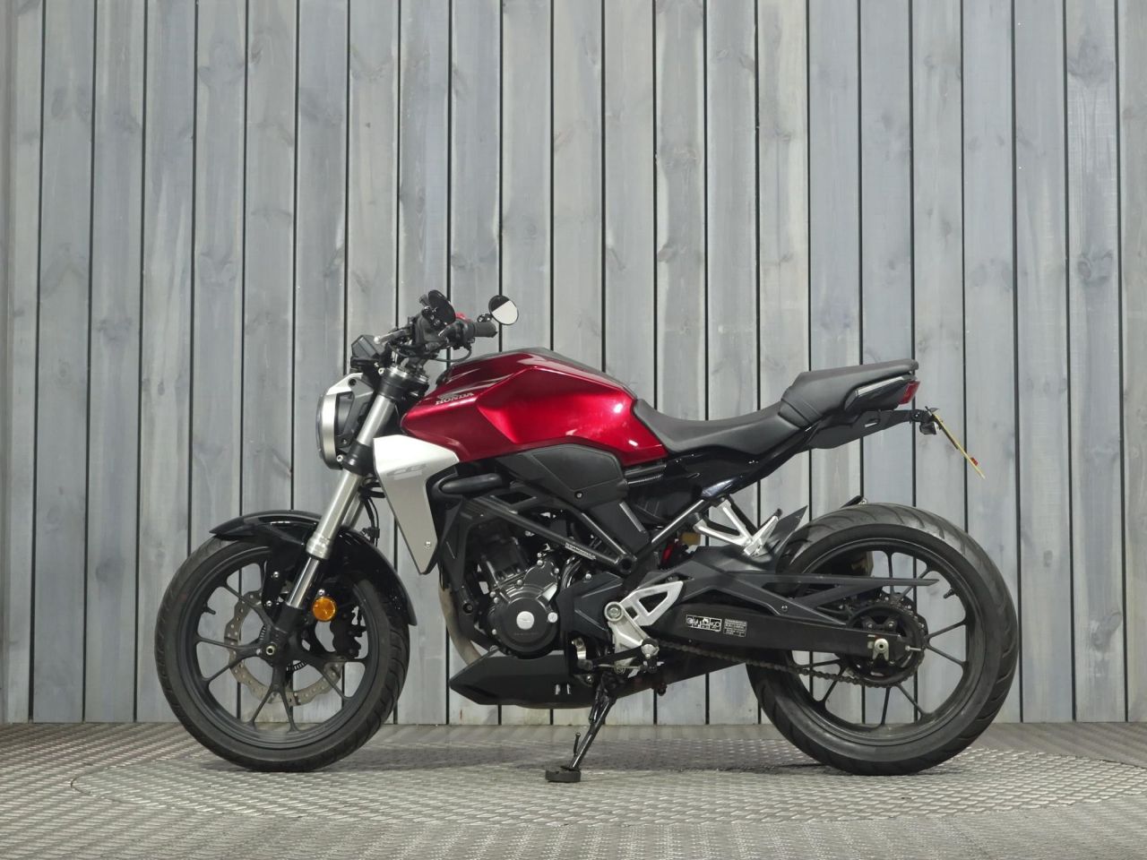 HONDA CBF300