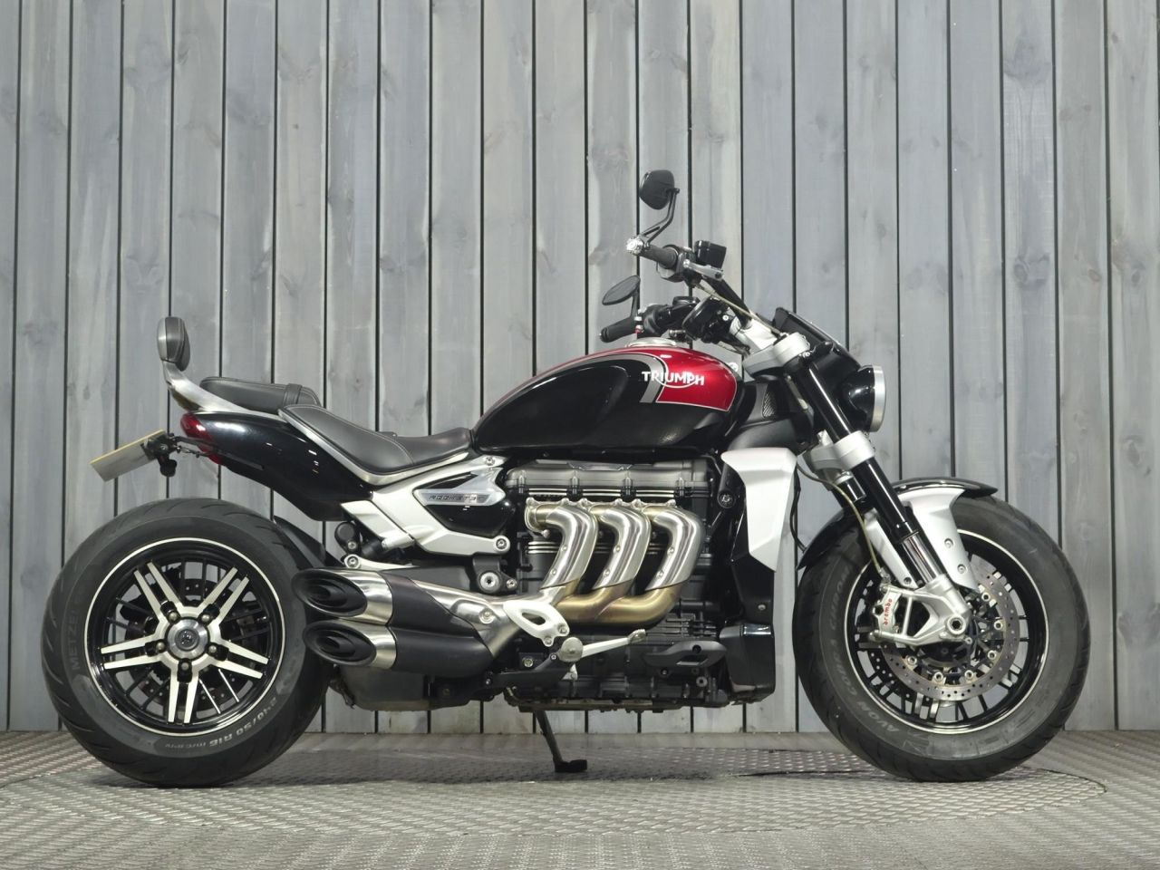 TRIUMPH ROCKET III