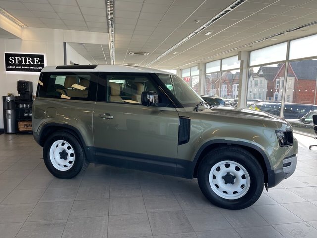 View our LAND ROVER DEFENDER