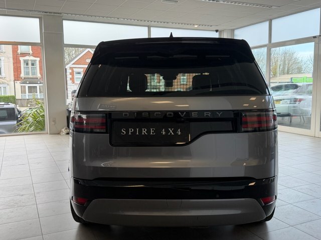 View our LAND ROVER DISCOVERY