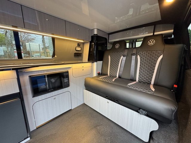View our VOLKSWAGEN TRANSPORTER