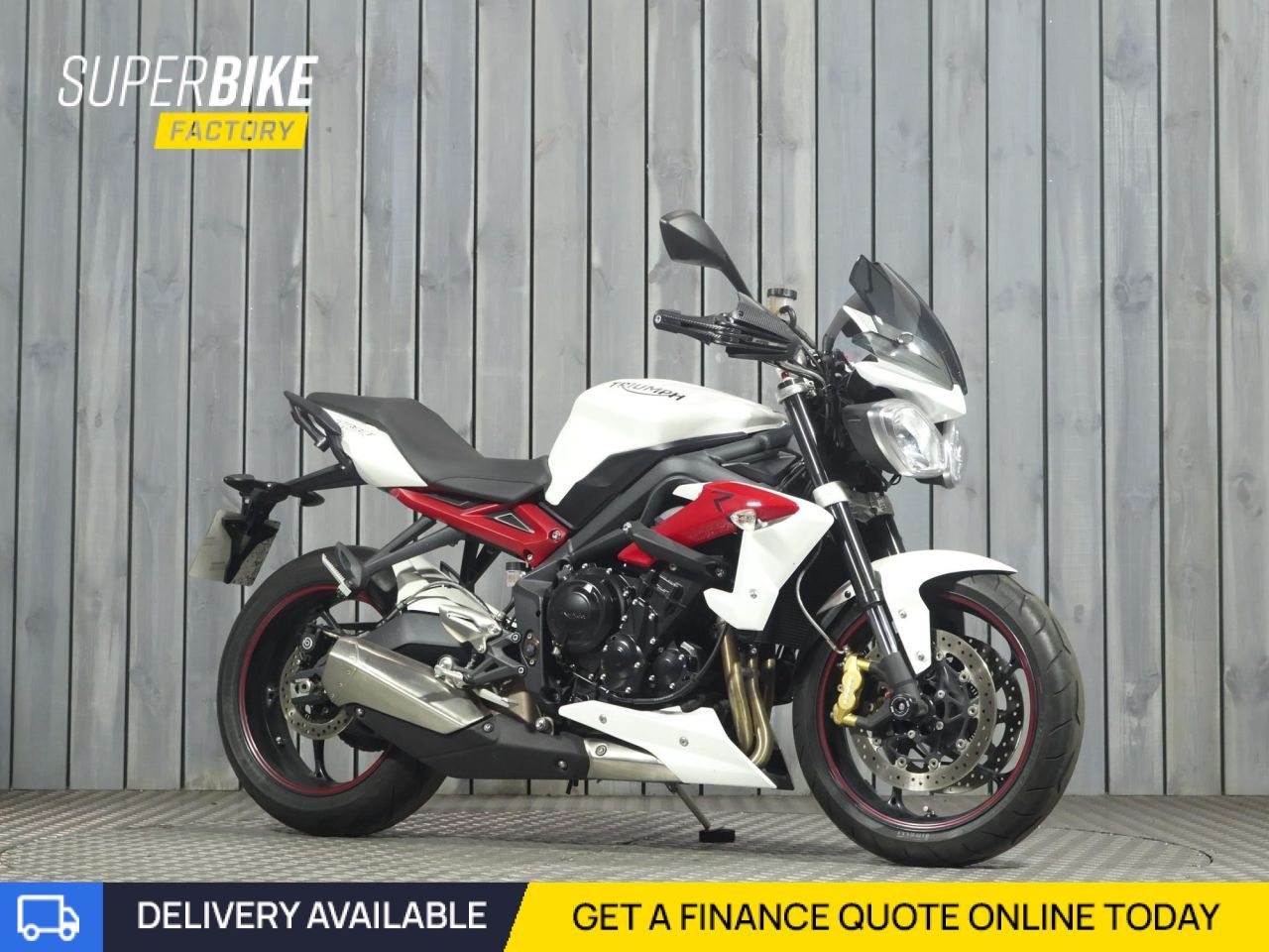 TRIUMPH STREET TRIPLE 675STREET TRIPLE 675