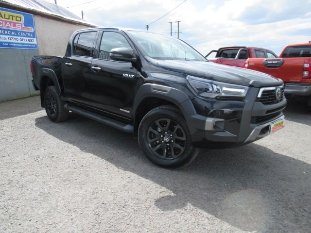 View our Toyota HI-Lux 2.8 D-4D-h Invincible X Pickup 4dr Diesel Hybrid Auto 4WD Euro 6 (204 ps)