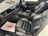 USED 2019 69 PORSCHE MACAN 3.0T V6 S SUV 5dr Petrol PDK 4WD Euro 6 (s/s) (354 ps) 