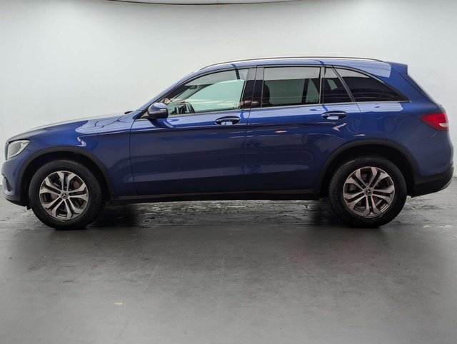 USED 2017 67 MERCEDES-BENZ GLC 2.1 GLC 220 D 4Matic SE Executive Auto 4WD 5dr CLICK & COLLECT/ HOME DELIVERY