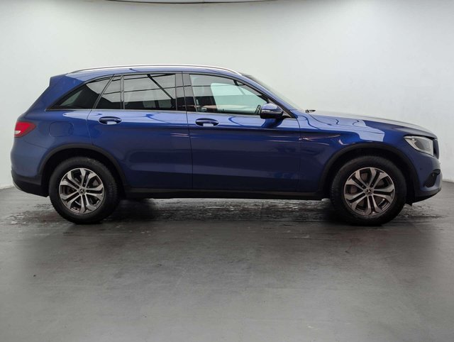 USED 2017 67 MERCEDES-BENZ GLC 2.1 GLC 220 D 4Matic SE Executive Auto 4WD 5dr CLICK & COLLECT/ HOME DELIVERY