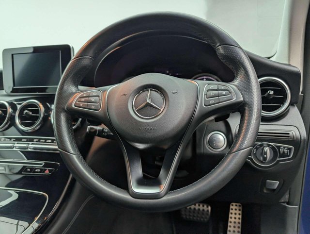 USED 2017 67 MERCEDES-BENZ GLC 2.1 GLC 220 D 4Matic SE Executive Auto 4WD 5dr CLICK & COLLECT/ HOME DELIVERY