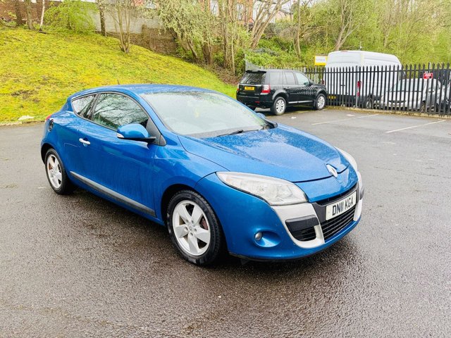 View our RENAULT MEGANE