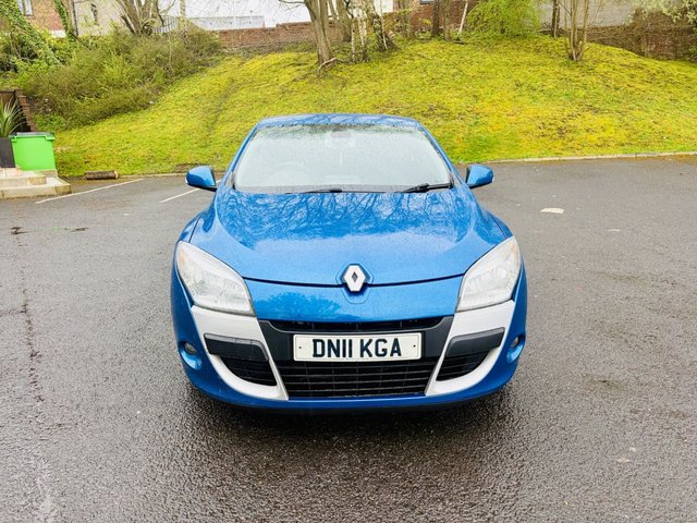 View our RENAULT MEGANE