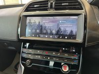 USED 2018 18 JAGUAR XE 2.0i GPF R-Sport Saloon 4dr Petrol Auto Euro 6 (s/s) (200 ps) DUAL CLIMATE CONTROL, AIR CONDITIONING, AMBIENT INTERIOR LIGHTING, 18 INCH ALLOY WHEELS, BLUETOOTH, AUTOMATIC HEADLIGHTS, CRUISE CONTROL WITH SPEED LIMITER, GEAR SHIFT PADDLES