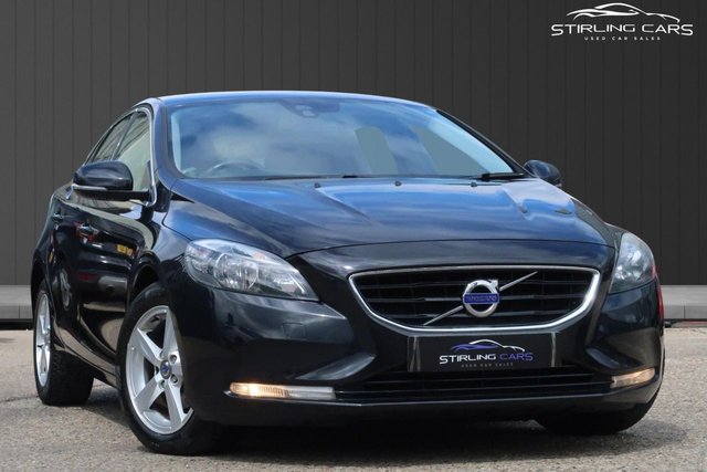 2014 V40 1.6 D2 SE HATCHBACK 5DR DIESEL MANUAL EURO 5 S S 115... photo