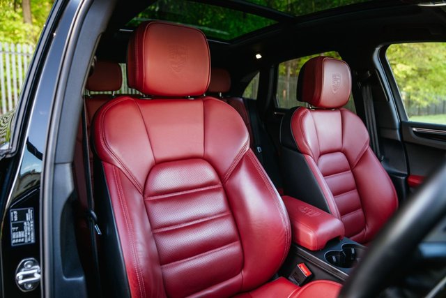 View our PORSCHE MACAN