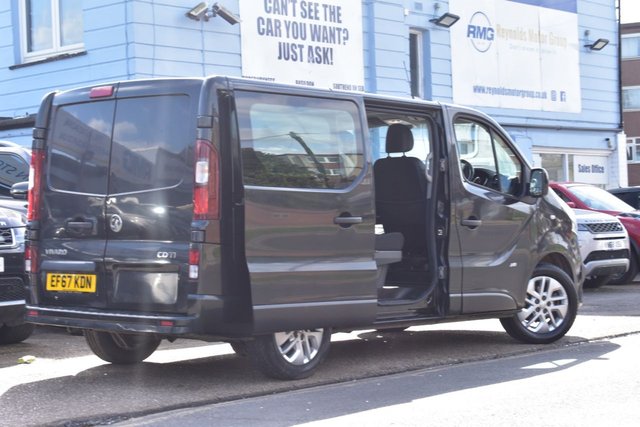 View our VAUXHALL VIVARO