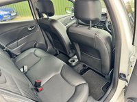 USED 2017 67 RENAULT CLIO 0.9 TCe Dynamique S Nav Hatchback 5dr Petrol Manual Euro 6 (s/s) (90 ps) ONLY 17,000 MILES +FULL SERVICE  HISTORY+LTHR TRIM SEATS +NAVIGATION+LOW INSURANCE+DYNAMIQUE S REFINEMENTS