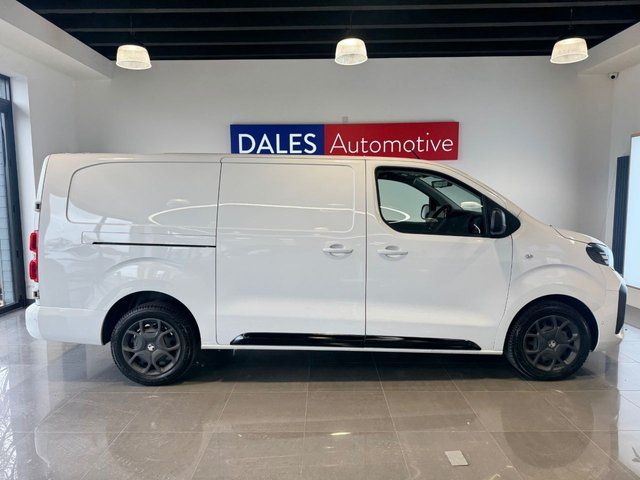 View our VAUXHALL VIVARO