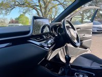 USED 2018 18 TOYOTA C-HR 1.2 VVT-i Dynamic SUV 5dr Petrol Manual Euro 6 (s/s) (116 ps) Teyes Andriod Tablet Unit With WiFi, 1 Former Owner Serviced By Toyota And Is ULEZ Complaint !!