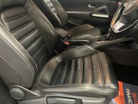 USED 2014 14 VOLKSWAGEN SCIROCCO 2.0 TDI R-Line Hatchback 3dr Diesel DSG Euro 5 (Leather, Nav) (177 ps) 