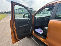 USED 2022 72 FORD RANGER 2.0 EcoBlue Wildtrak Pickup Double Cab 4dr Diesel Auto 4WD Euro 6 (s/s) (213 ps) 1 OWNER FROM NEW* 2 STAMP FORD SERVICE HISTORY* AUTOMATIC* 4 WHEEL DRIVE* SAT NAV* PARKING SENSORS* CRUISE CONTROL* AIR CON* HEATED WINDSCREEN* 18" ALLOYS* SABRE ORANGE
