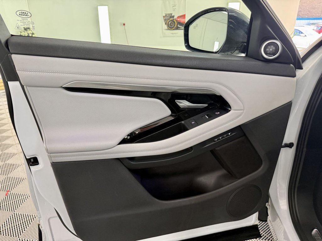 USED 2019 69 LAND ROVER RANGE ROVER EVOQUE 2.0 D180 First Edition SUV 5dr Diesel Auto 4WD Euro 6 (s/s) (180 ps) 