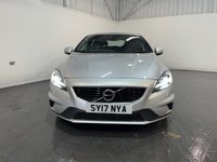 USED 2017 17 VOLVO V40 2.0 T2 R-Design Hatchback 5dr Petrol Manual Euro 6 (s/s) (122 ps) 2 keys, FSH, heated seats, DAB