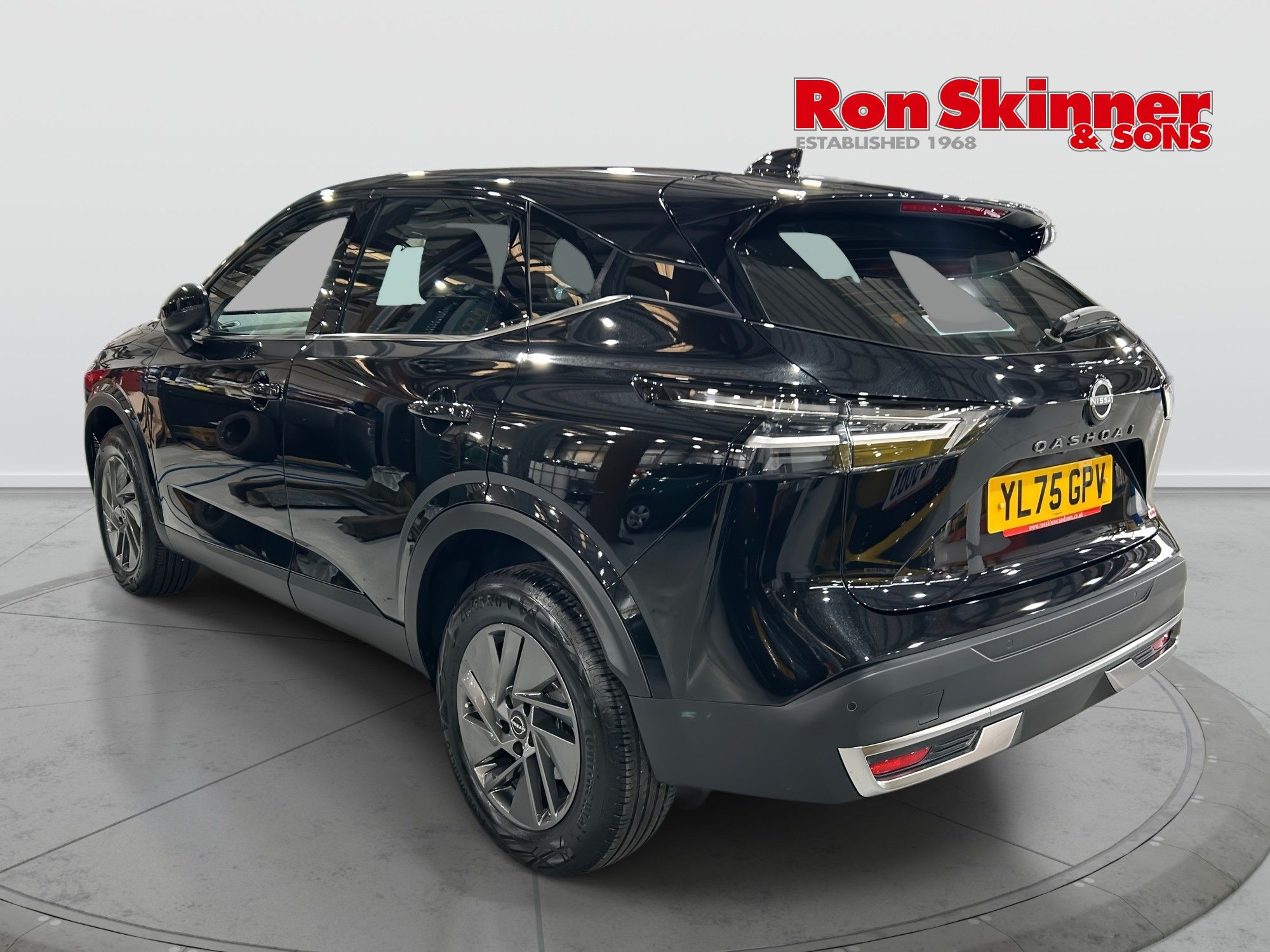 USED 2026 75 NISSAN QASHQAI 1.3 DIG-T MHEV Acenta Premium SUV 5dr Petrol Hybrid XTRON Euro 6 (s/s) (158 ps) 